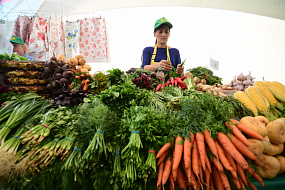 Сельхозрынок против гипермаркета: Минпромторг планирует закрытие фермерских рынков