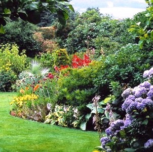 Экологический стиль в саду – материалы, принципы и интересные решения