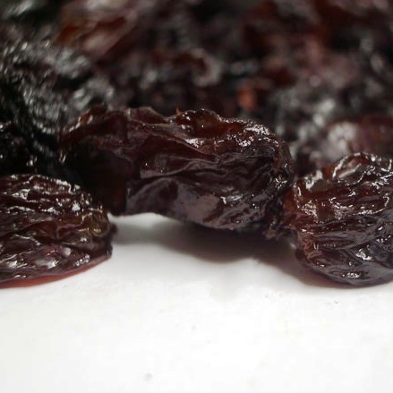 Виноград, в сушеном виде - изюм фрукты и ягоды